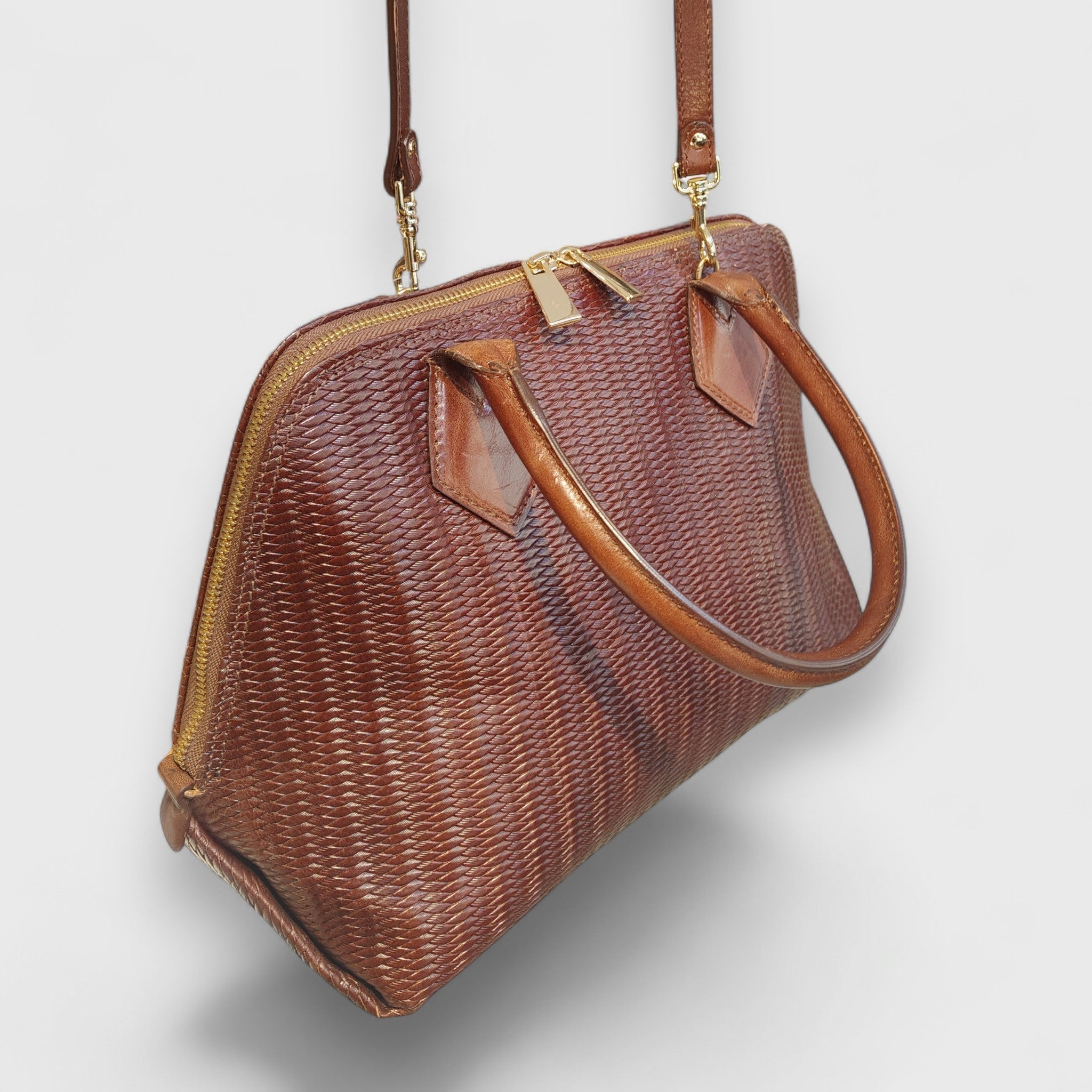 Pelletteria Pelle Nuda Milano, Artigianato italiano, Vera pelle, Negozio borse donna Ginevra marrone