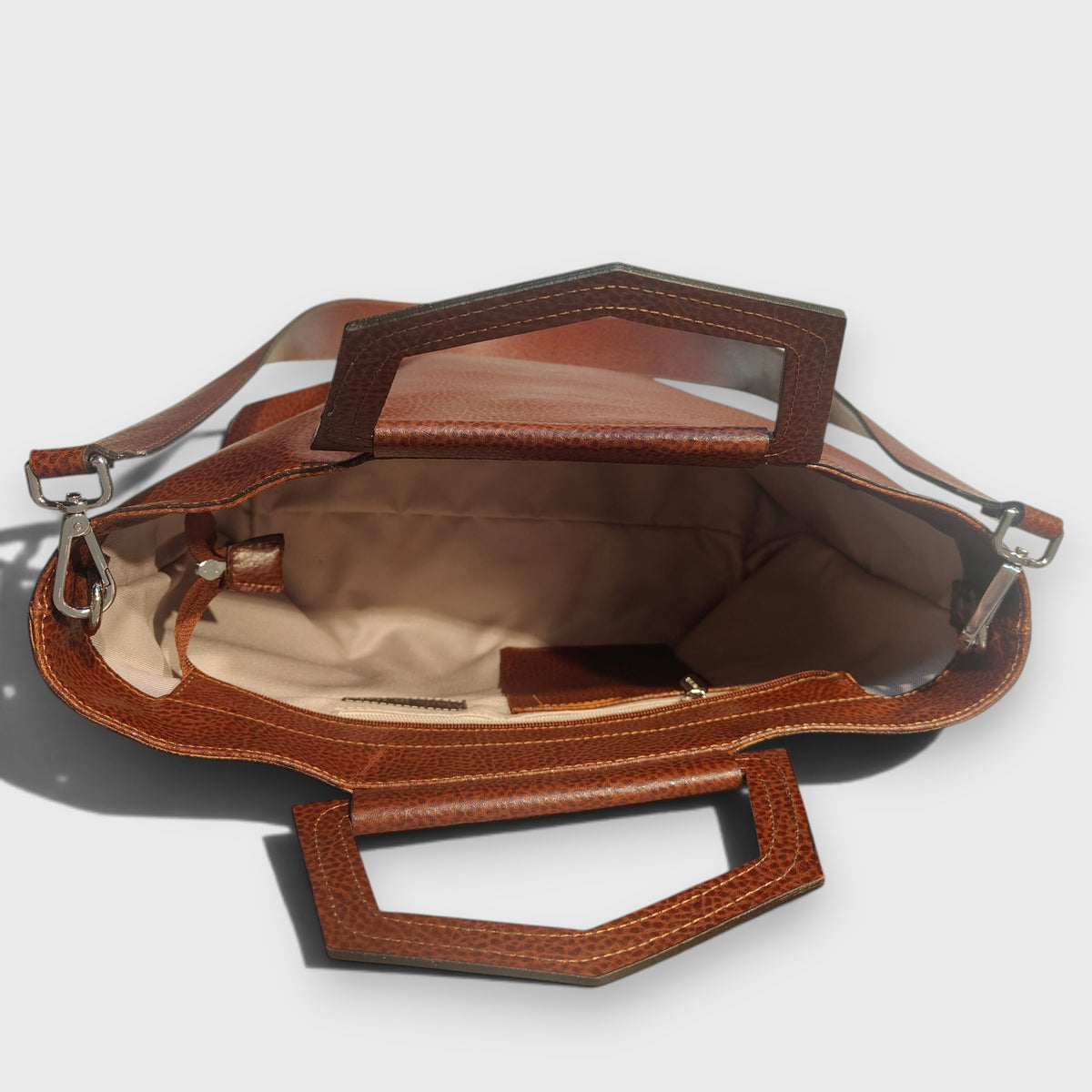 Pelletteria Pelle Nuda Milano, Vera pelle italiana, Negozio borse donna, Grande Betty marrone