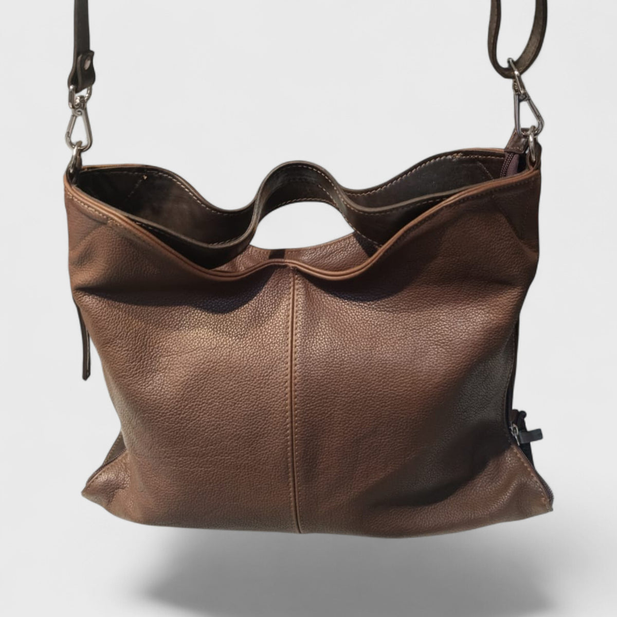 Pelletteria Pelle Nuda Milano, vera pelle italiana, Negozio borse donna, Greta marrone