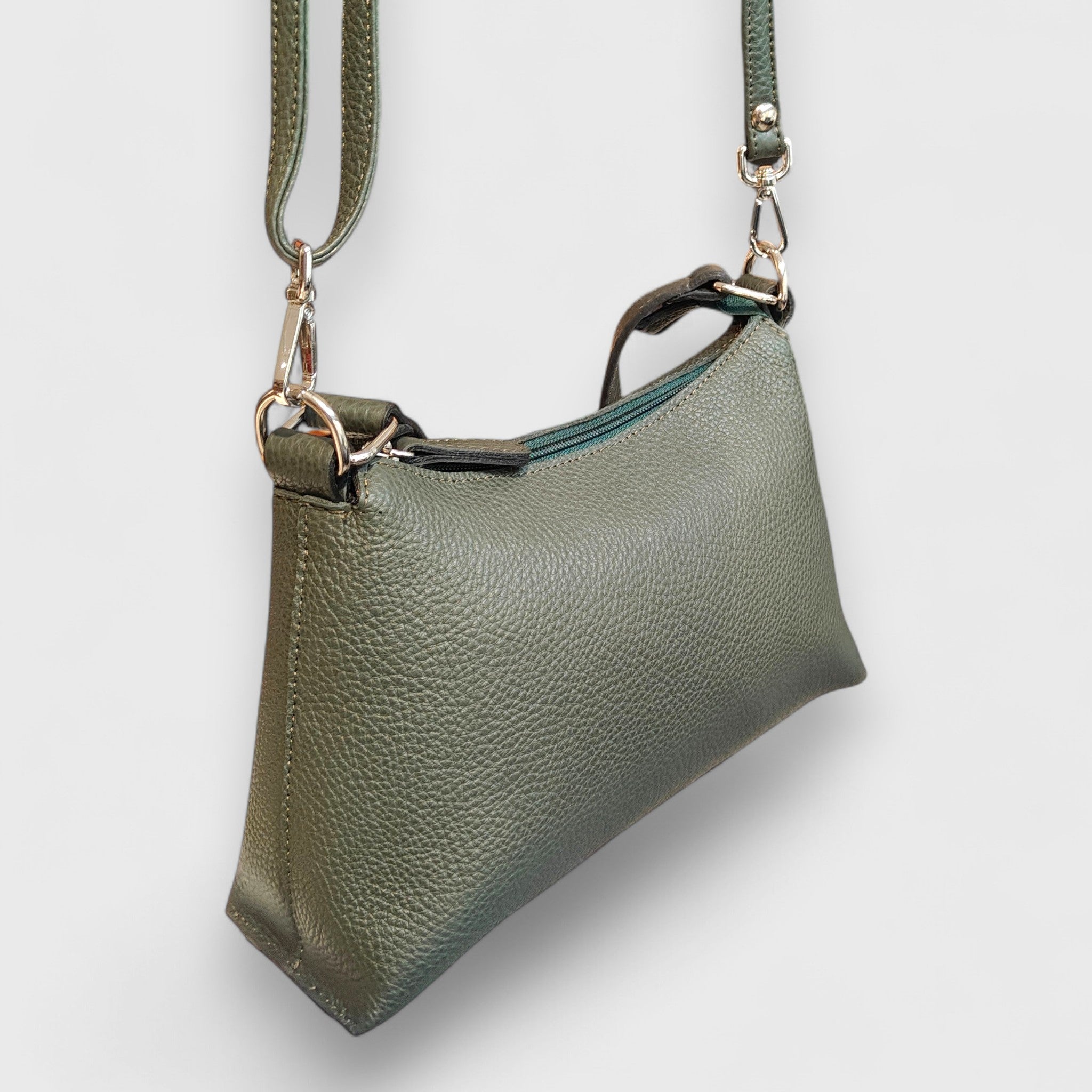 Pelletteria Pelle Nuda Milano, Artigianato Italiano, Vera pelle, Negozio borse donna, Isotta verde