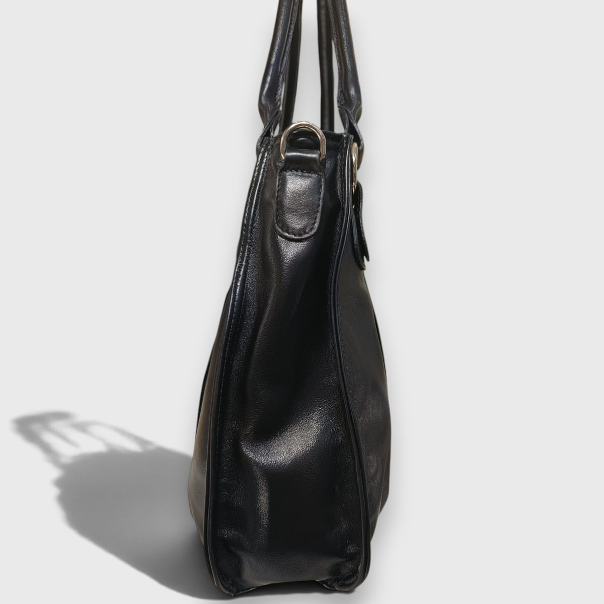 Pelletteria Pelle Nuda Milano, Vera pelle italiana, Negozio borse donna, Lavinia nero