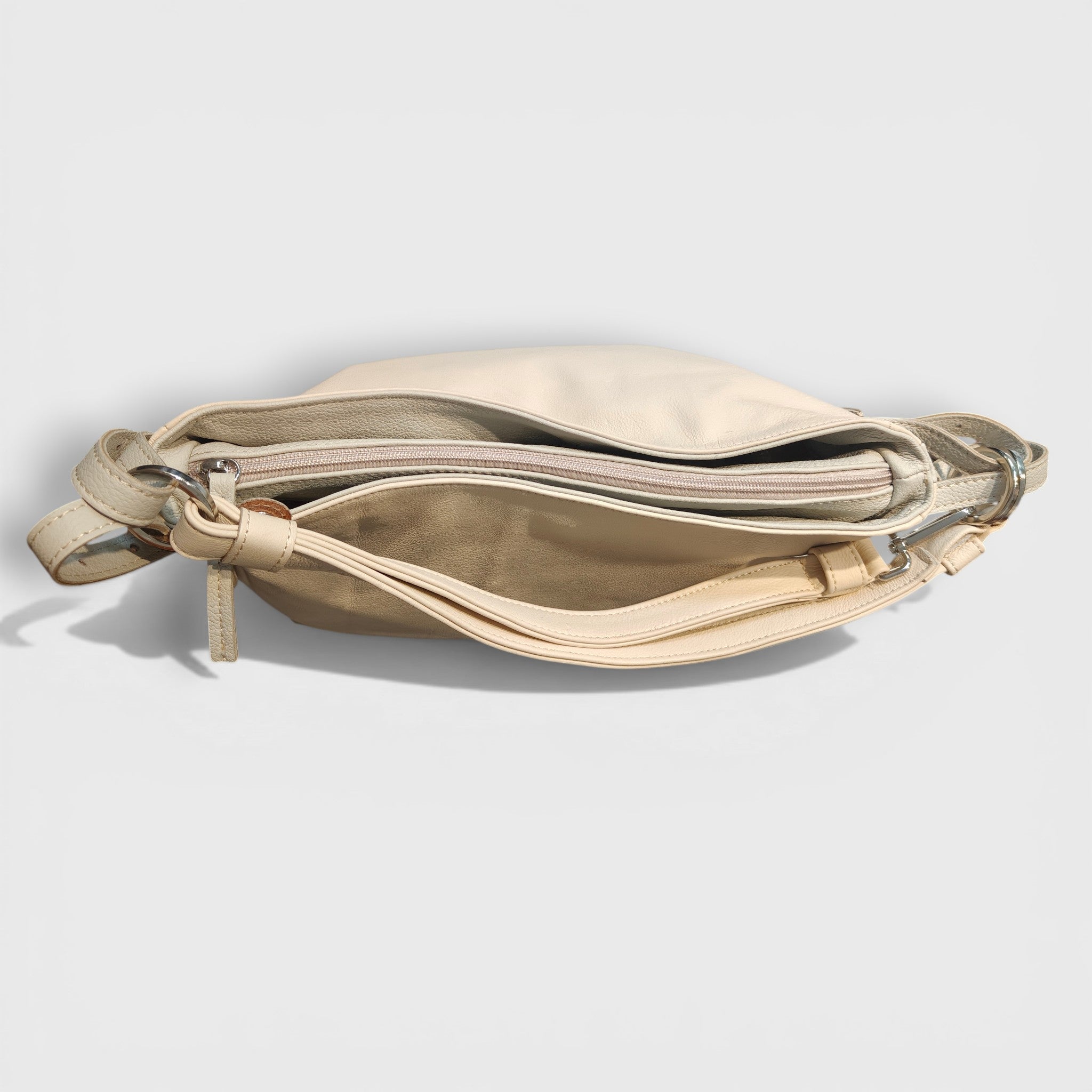 Pelletteria Pelle Nuda Milano, Artigianato Italiano, Vera pelle, Negozio borse donna, Monica bianca grigio