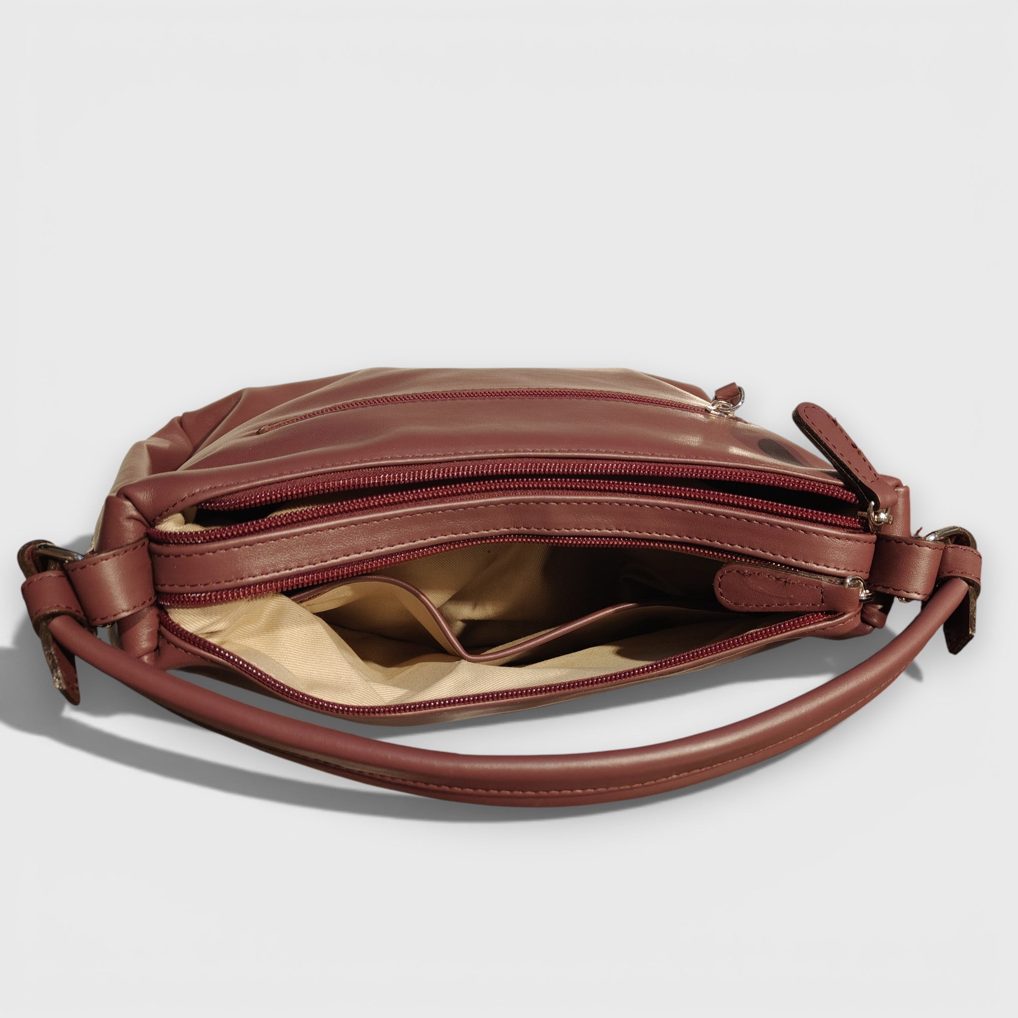 Pelletteria Pelle Nuda Milano, Artigianato italiano, Vera pelle, Negozio borsa donna, Patty vinaccia