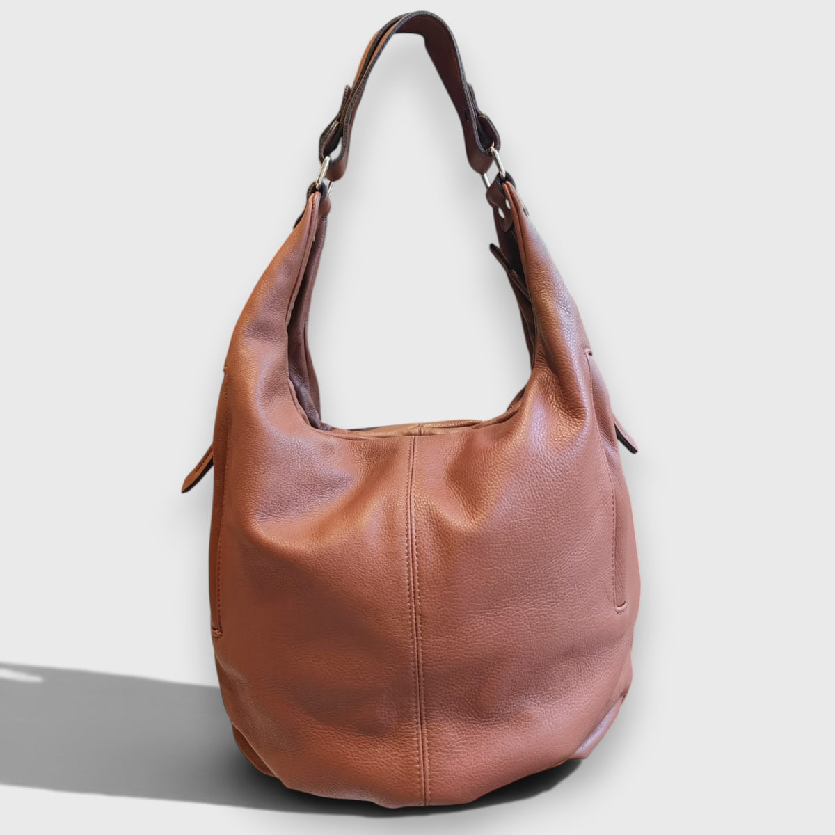 Pelletteria Pelle Nuda Milano, Vera pelle italiana, Negozio borse donna, Sacca Croce marrone