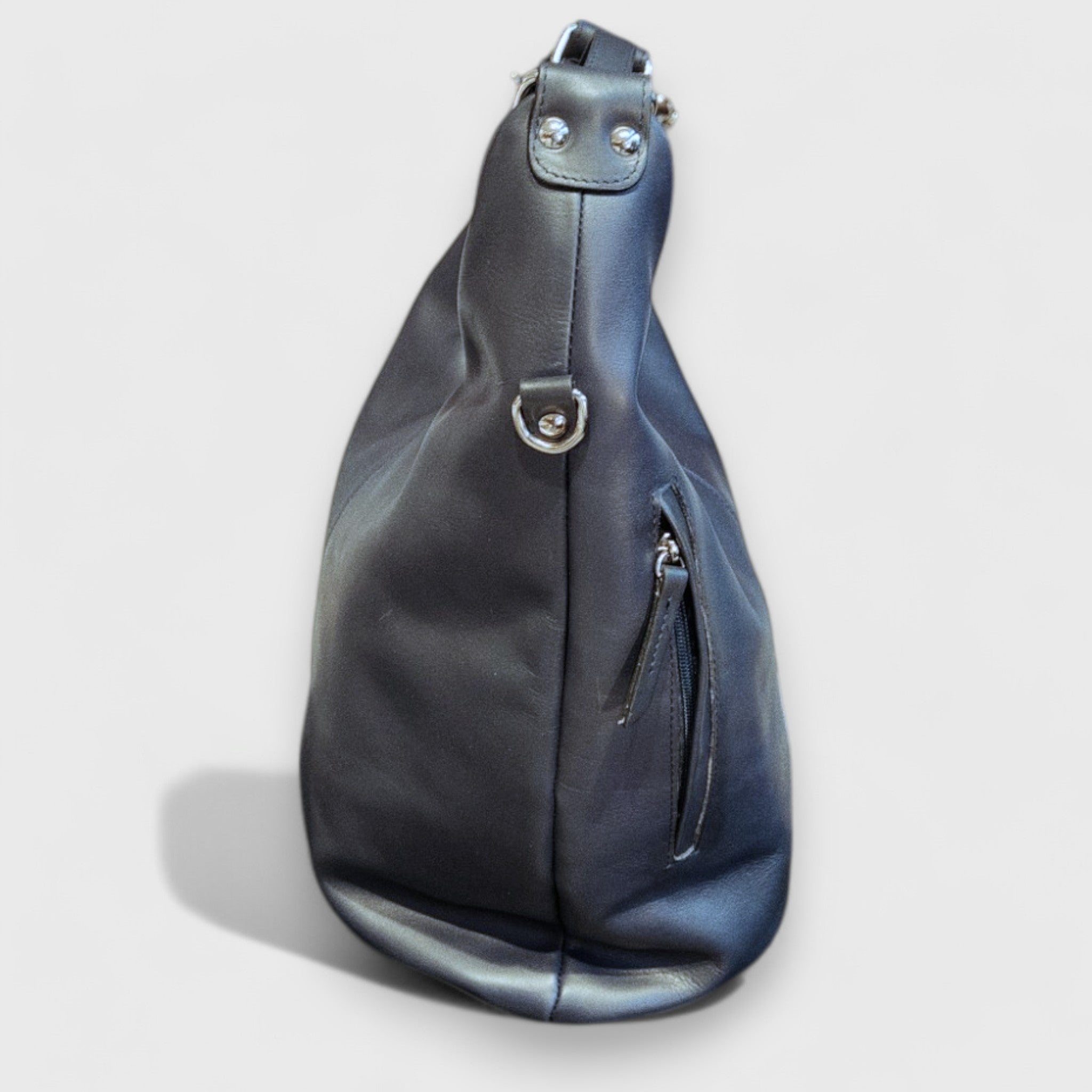Pelletteria Pelle Nuda Milano, Artigianato italiano, vera pelle, Negozio borse donna, Sacca Croce blu