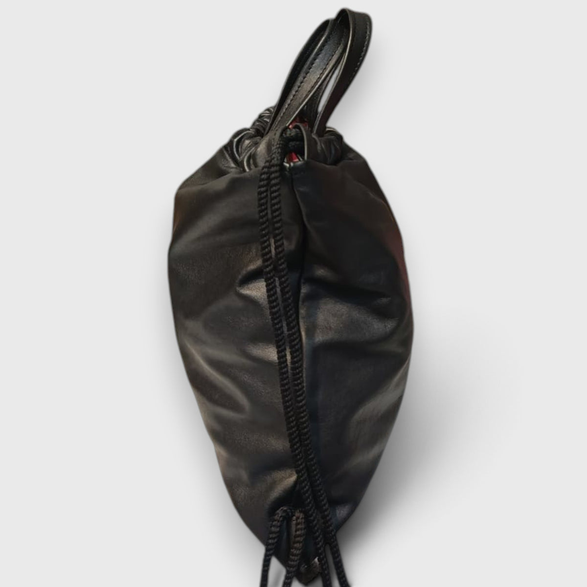 Pelletteria Pelle Nuda Milano, Vera pelle Italiana, Negozio borse donna, Sacca Zaino nero