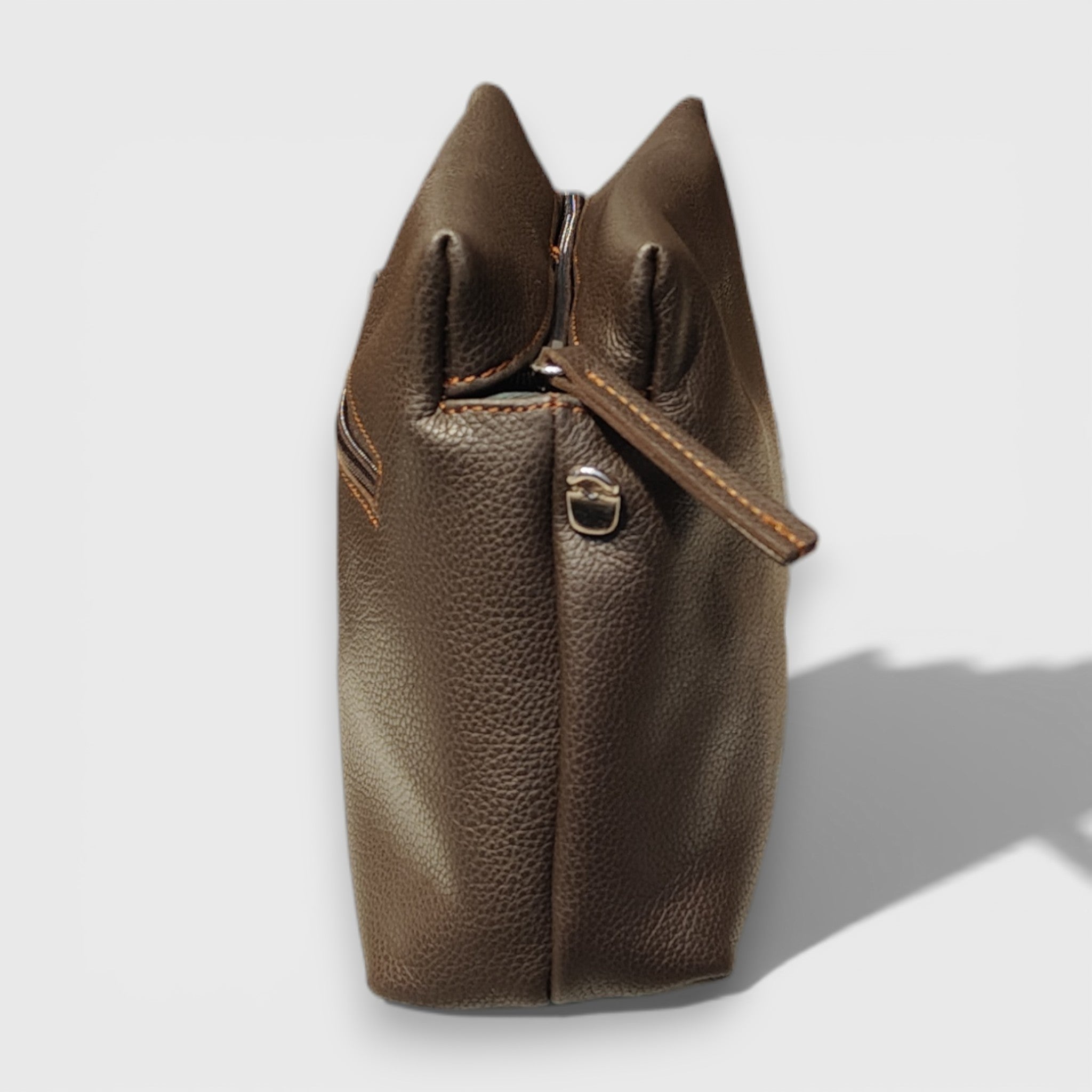 Pelletteria Pelle Nuda Milano, Artigianato Italiano, Vera pelle, Negozio borse donna, Sbuffo marrone