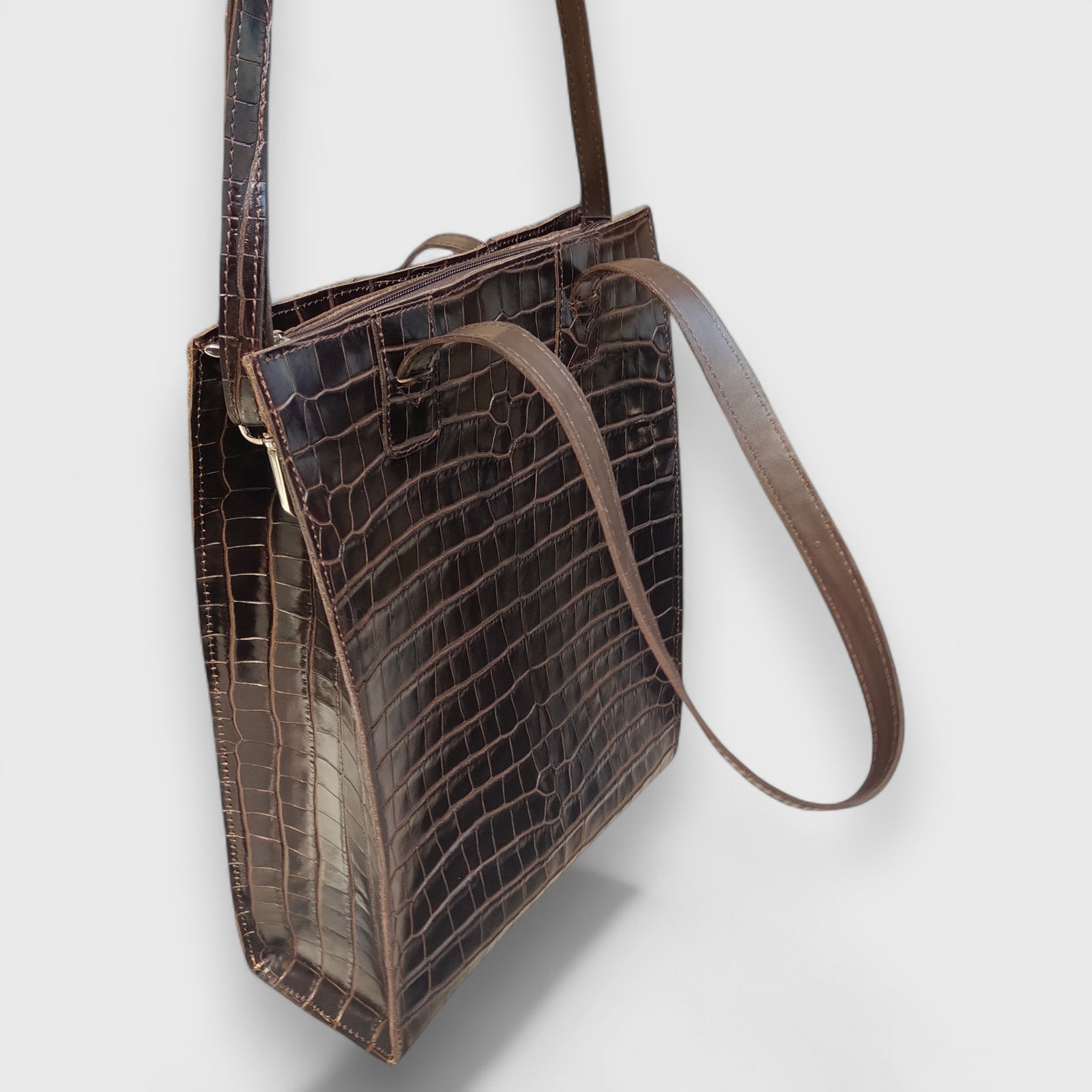 Pelletteria Pelle Nuda Milano, Artigianato Italiano, Vera pelle, Negozio borse donna, Simona marrone cocco