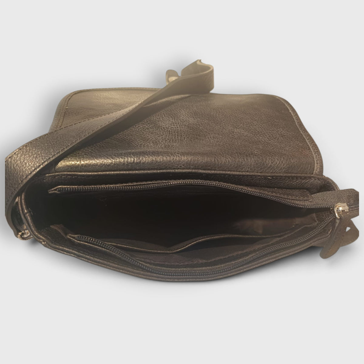Pelletteria Pelle Nuda Milano, Vera Pelle Italiana, Negozio borse donna, Tolfa nero