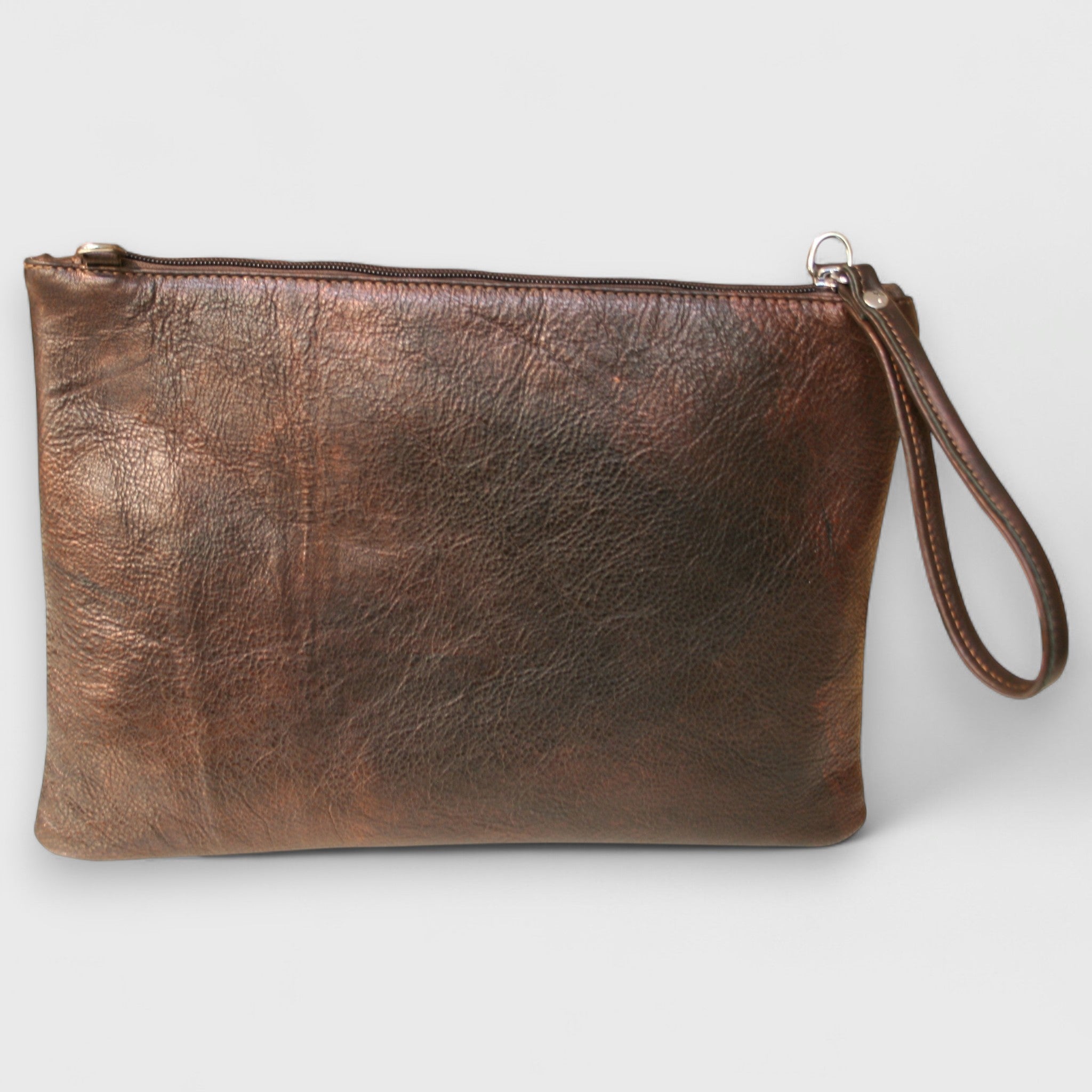 Pelletteria Pelle Nuda Milano, Artigianato Italiano, Vera pelle, Negozio borse donna, Trousse Clara marrone