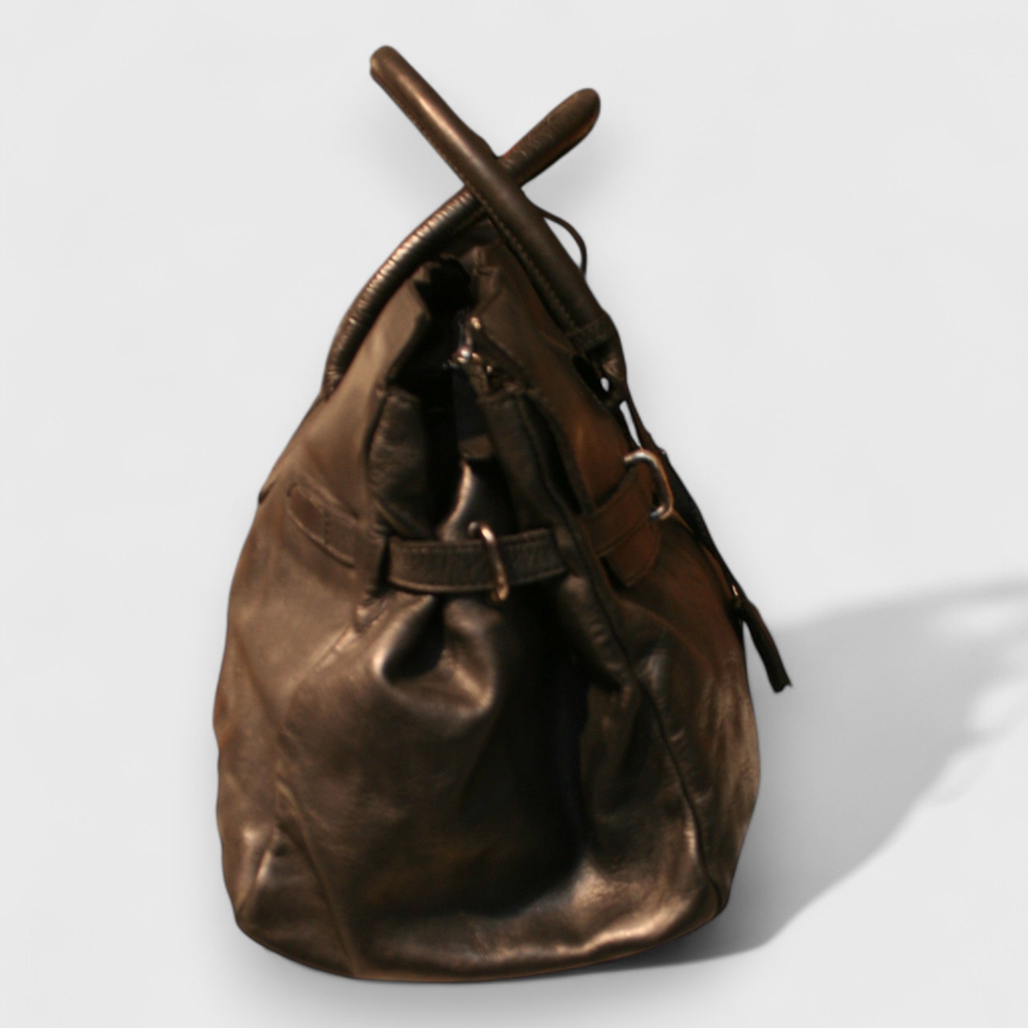 Pelletteria Pelle Nuda Milano, Artigianato Italiano, Vera pelle, Negozio borse donna, Vip cuoio lavato nero
