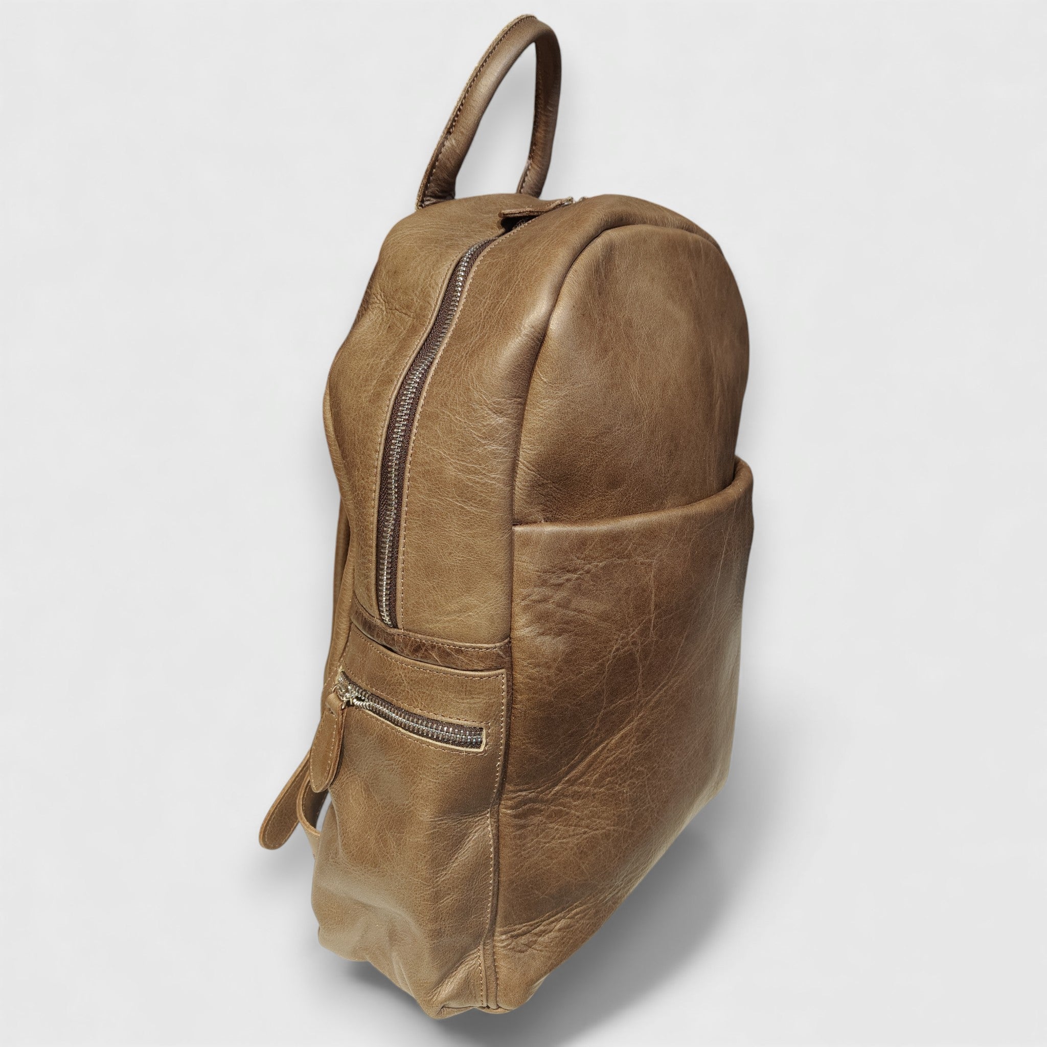 Pelletteria Pelle Nuda Milano, Artigianato Italiano, Vera pelle, Negozio borse donna uomo, Zaino Venty marrone