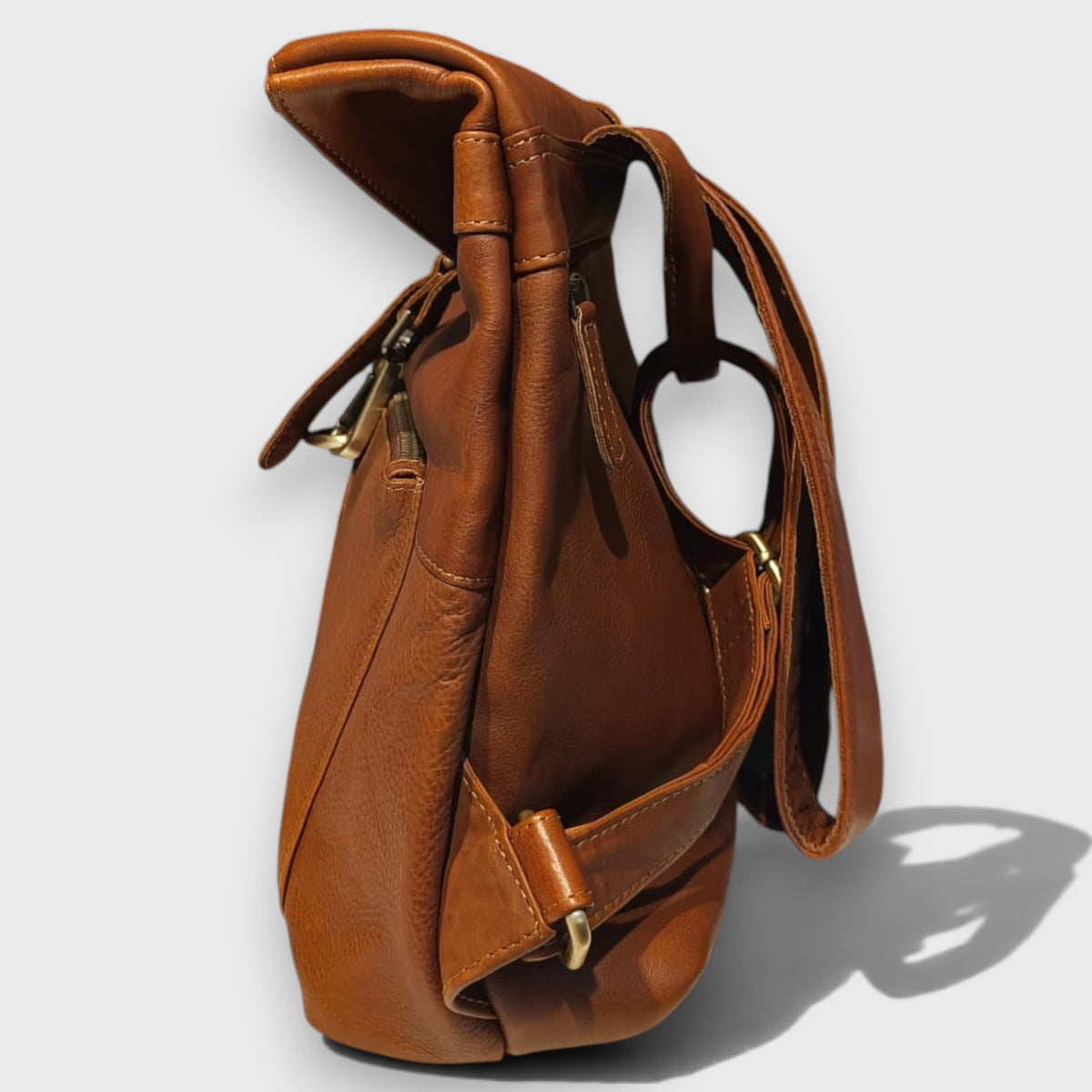 Pelletteria Pelle Nuda Milano, Vera Pelle Italiana, Negozio borse donna, Zaino Allen marrone