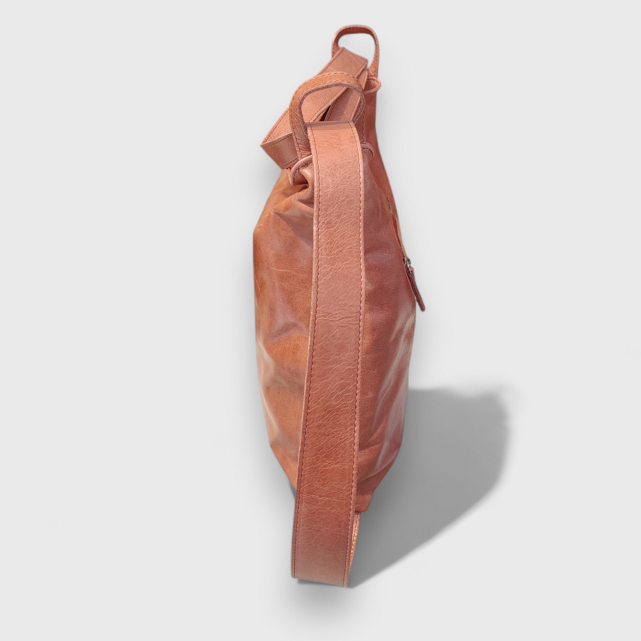 Pelletteria Pelle Nuda Milano, Artigianato Italiano, Vera pelle, Negozio Borse donna, Zaino Roma marrone rosato