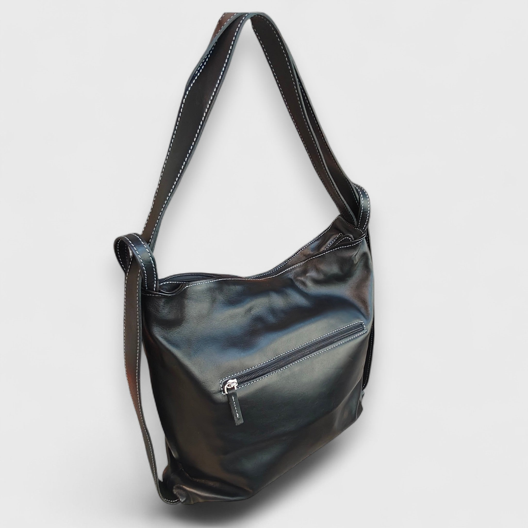Pelletteria Pelle Nuda Milano, Vera pelle italiana, Negozio borse donna, Zaino Roma nero