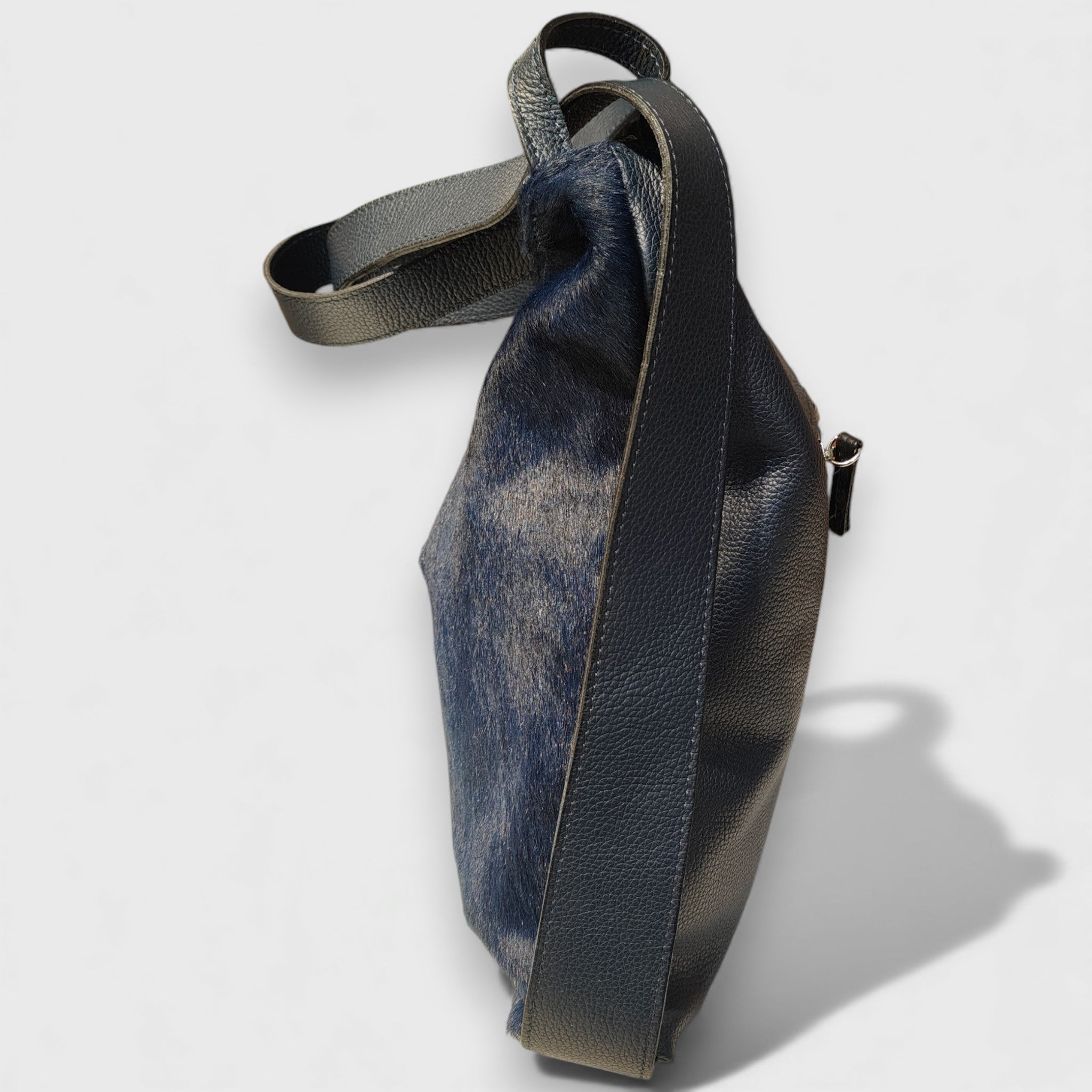 Pelletteria Pelle Nuda Milano, Artigianato italiano, Vera pelle, Negozio borse donna, Zaino Roma cavallino blu