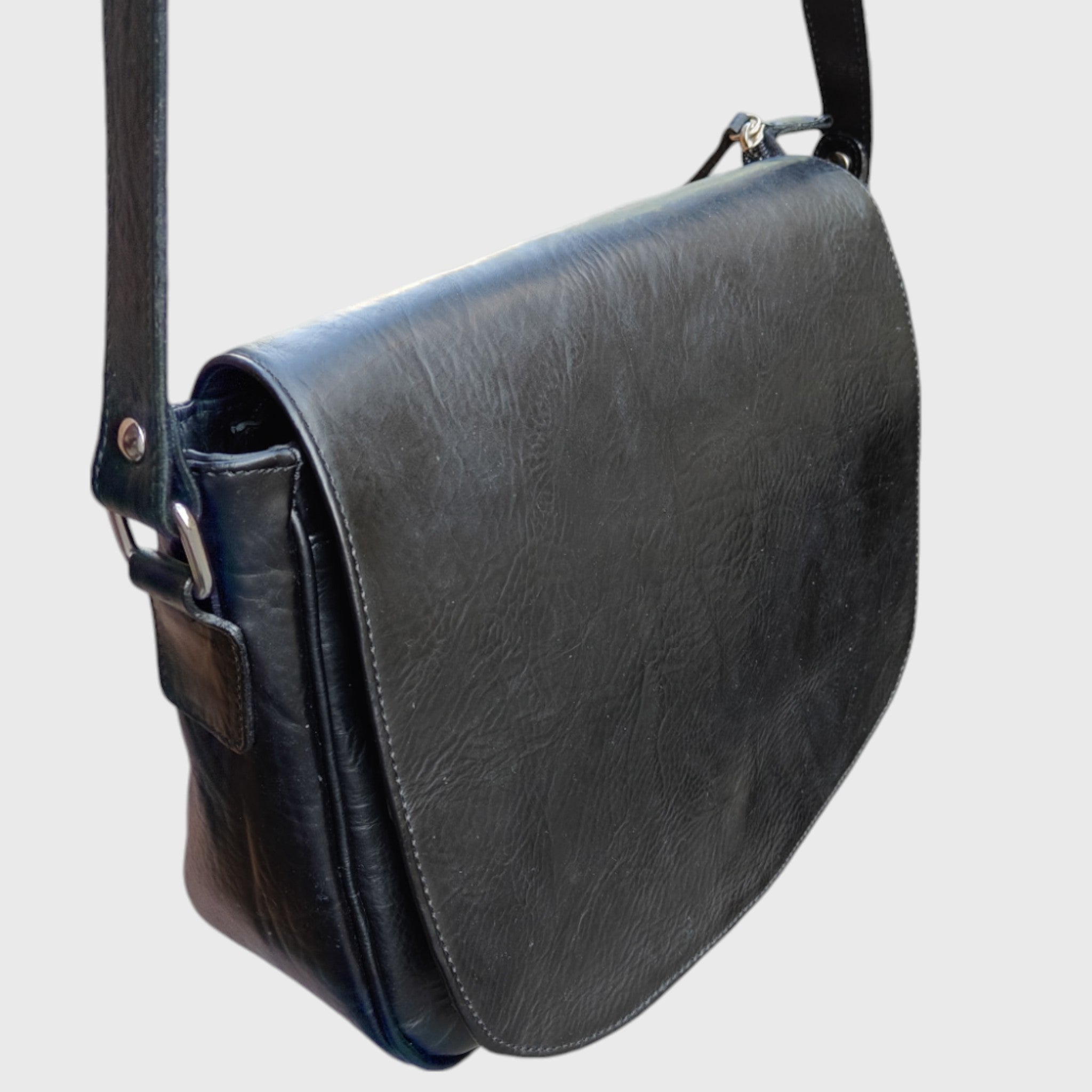 Pelletteria Pelle Nuda Milano, Artigianato italiano, vera pelle, borsa donna, Tolfa grande nero