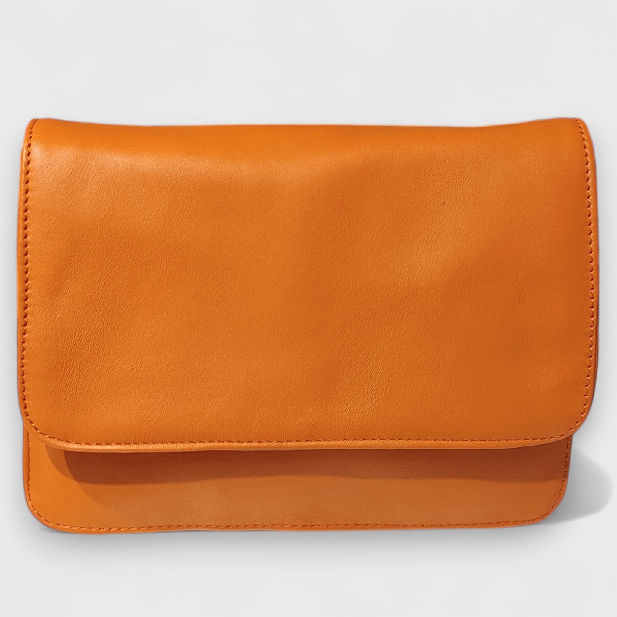 Pelletteria Pelle Nuda Milano, Artigianato Italiano, Vera pelle, Negozio borse donna, tre soffietti arancione