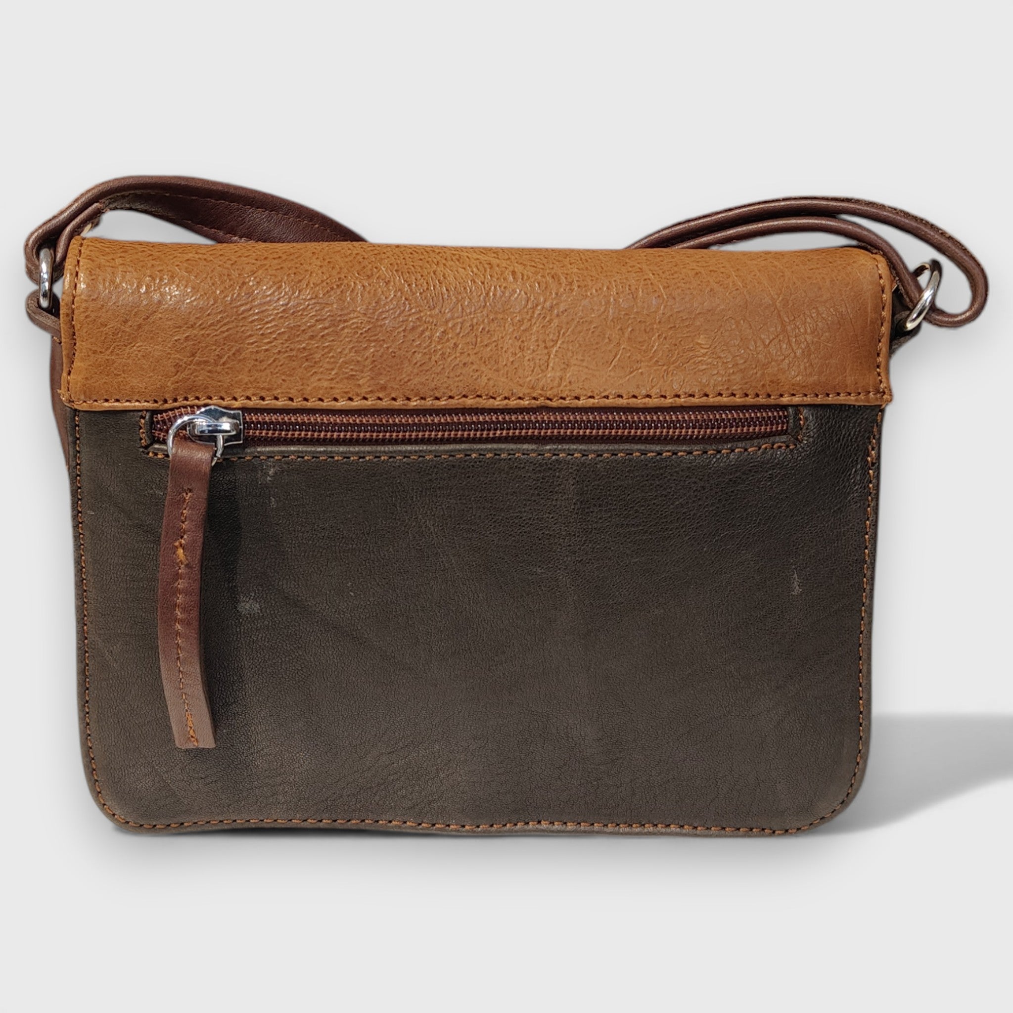 Pelletteria Pelle Nuda Milano, Artigianato italiano, Vera pelle, Negozio borse donna, 3 soffietti marrone patchwork