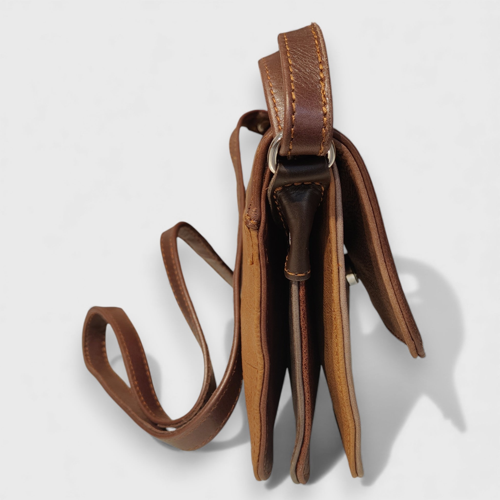 Pelletteria Pelle Nuda Milano, Artigianato Italiano, Vera pelle, Negozio borse donna, 3 soffietti patchwork