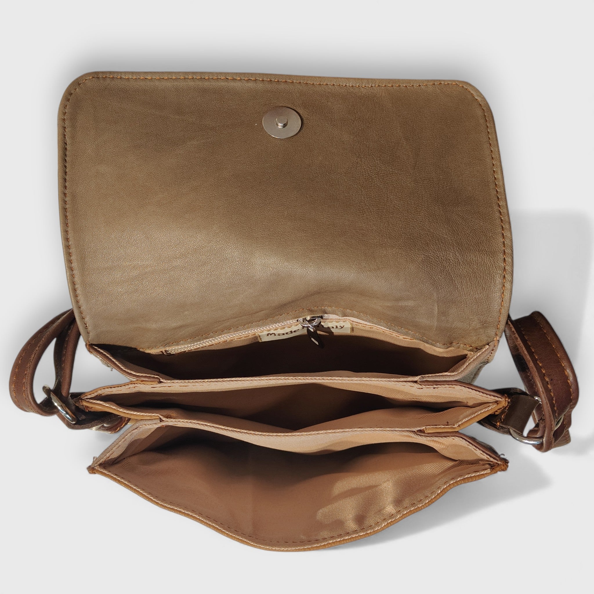 Pelletteria Pelle Nuda Milano, Artigianato italiano, Vera pelle, Negozio borse donna, 3 soffietti marrone patchwork