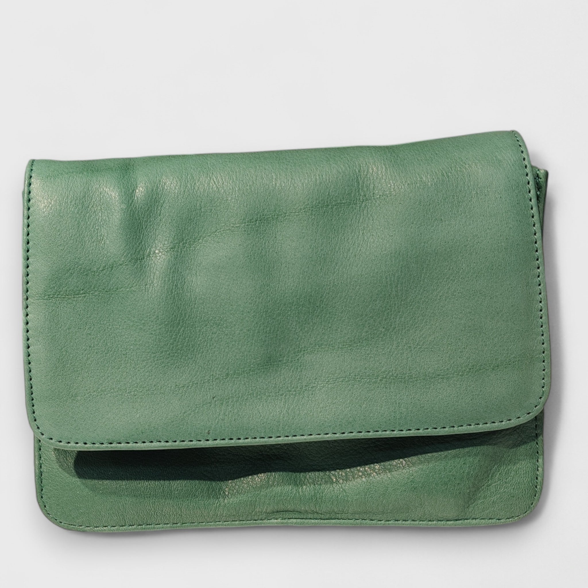 Pelletteria Pelle Nuda Milano, Artigianato Italiano, Vera pelle, Negozio borse donna, tre soffietti verde