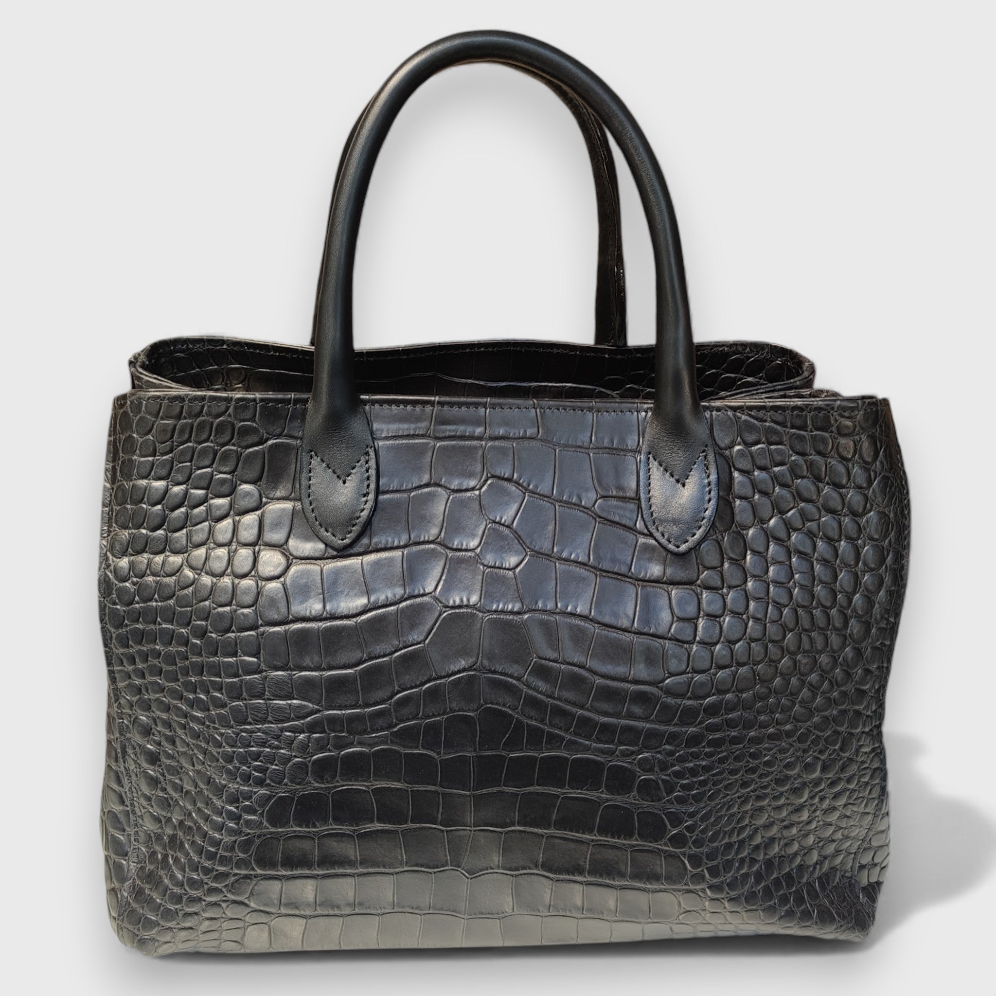 Pelletteria Pelle Nuda Milano, Artigianato Italiano, Vera pelle, Negozio borse donna, Tre zip nero cocco