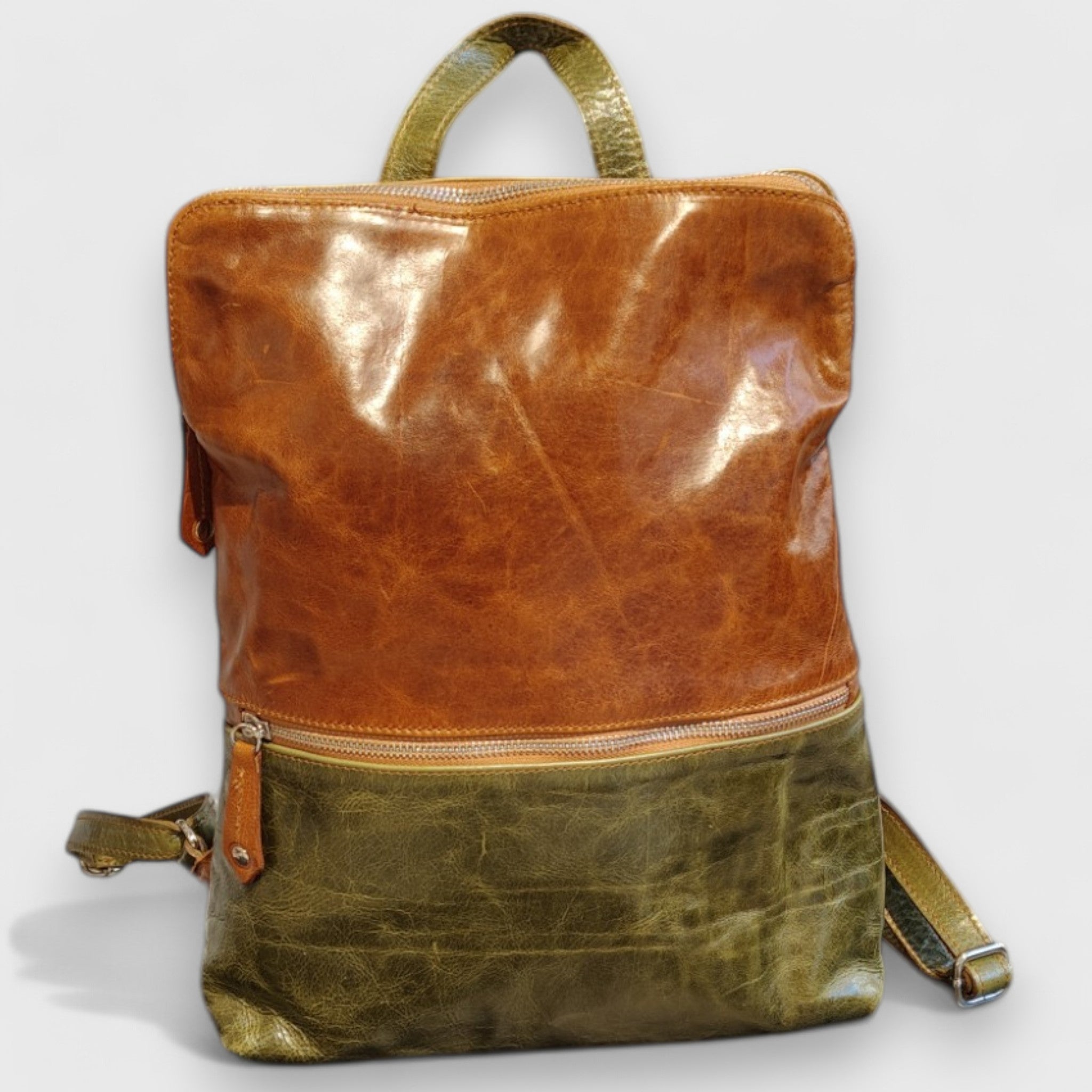 Pelletteria Pelle Nuda Milano, Artigianato italiano, vera pelle, zaino Uomo donna, Zaino Genova verde-marrone